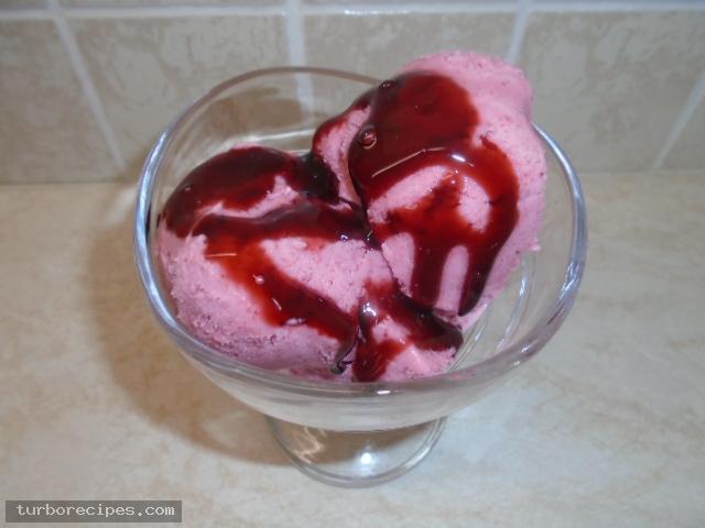 Παγωτό φράουλα με γιαούρτι - Βήμα 12