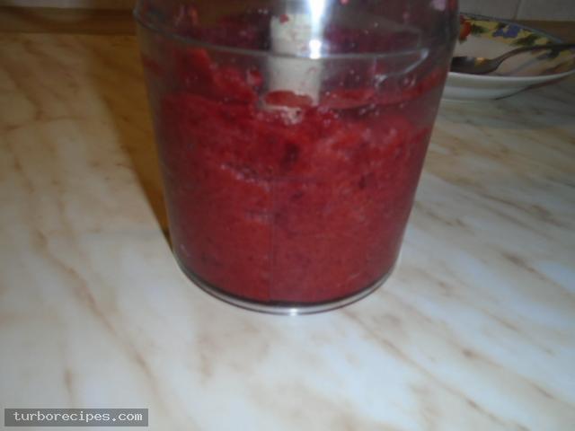 Παγωτό φράουλα με γιαούρτι - Βήμα 6