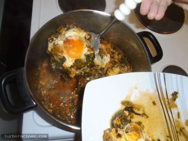 Αυγά ποσέ με χόρτα - Βήμα 17