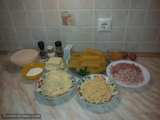 Κανελόνια με αλλαντικά και τυριά και λευκή σάλτσα - Υλικά συνταγής